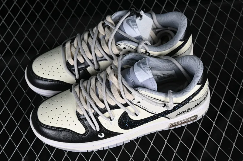 All Categories Nk SB Dunk Series Nk SB Dunk Low Low-top sneakers Customized large box Nk Dunk Low "Miami Hurricanes" Space Exploration Star Trek Customized version of deconstructed straps retro distressed low-top sneakers DJ6188-003